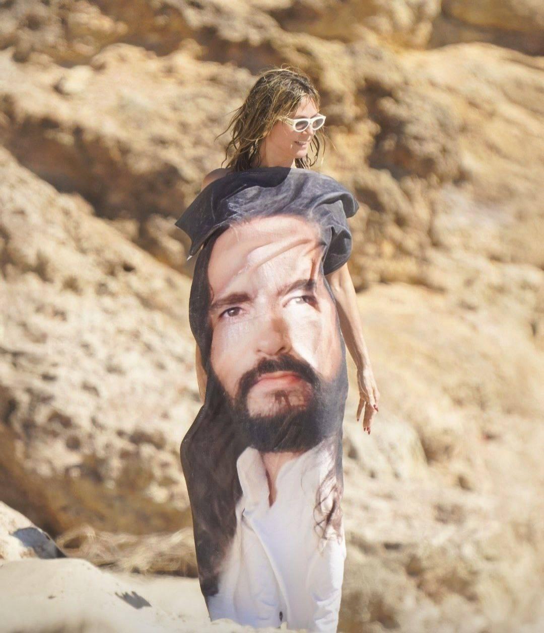 Отдыхая на солнечном Сен-Барте в обществе Тома Каулитца, Хайди Клум придумала отличный подарок