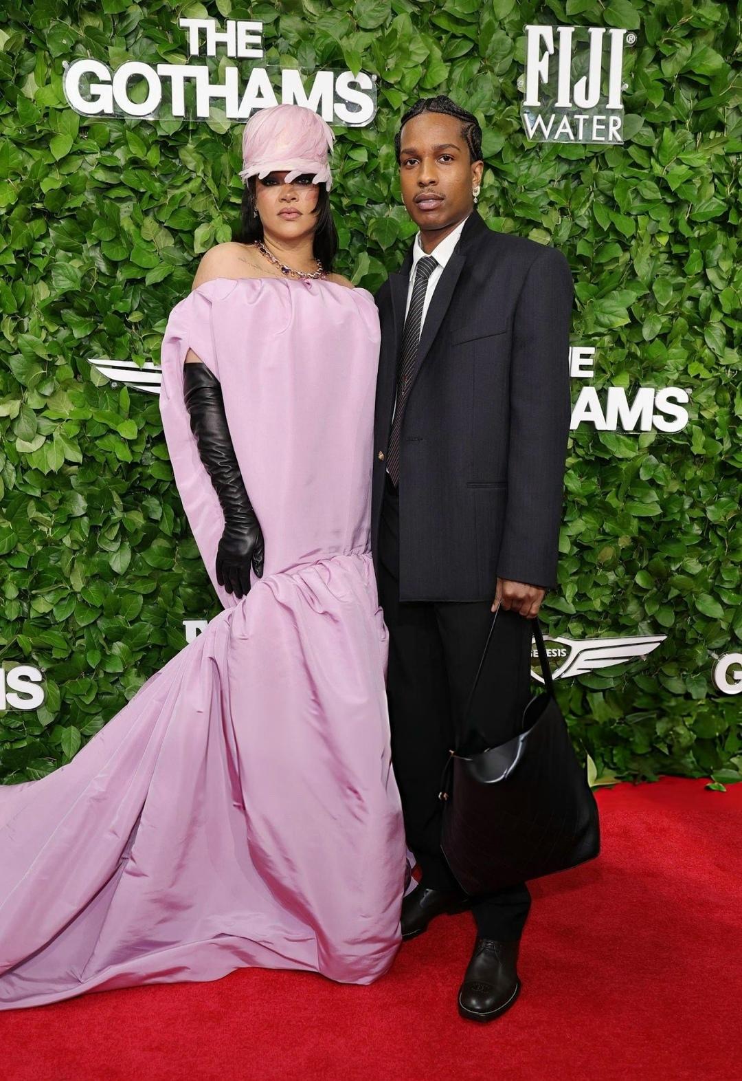 Рианна и A$AP Rocky на премии Gotham Awards 2025😍