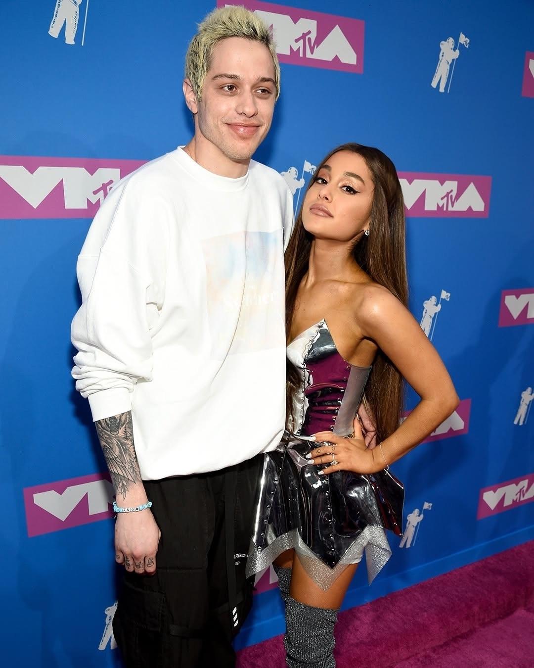 ⚡️БЫВШИЙ ЗДОРОВОГО ЧЕЛОВЕКА: Пит Дэвидсон пожелал Ариане Гранде победы на «Оскаре».