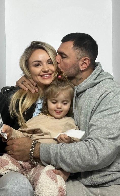 Рэпер Птаха и модель Лана Реутова поженились во второй раз