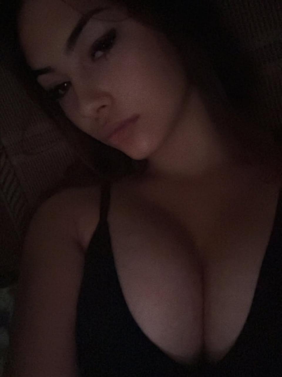 Всем привет.Не замужем. Ищу новые интересные знакомства. Буду рада пообщаться.