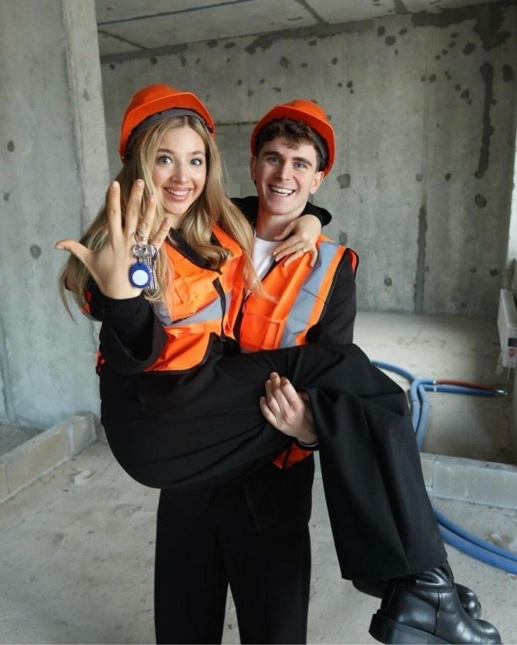 Аня Покров и Артур Бабич купили первую совместную квартиру в Москве!