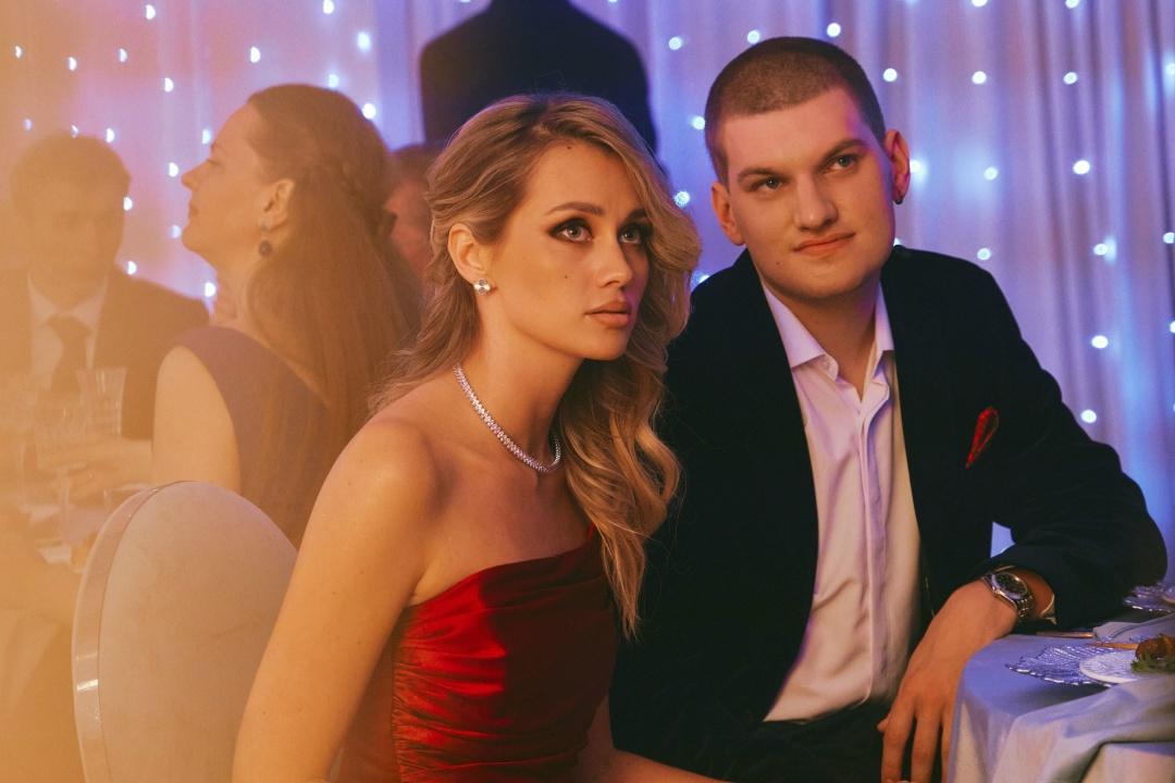 В «Ёлках 12» огненный актёрский составчик, а главное — много молодняка! 🔥