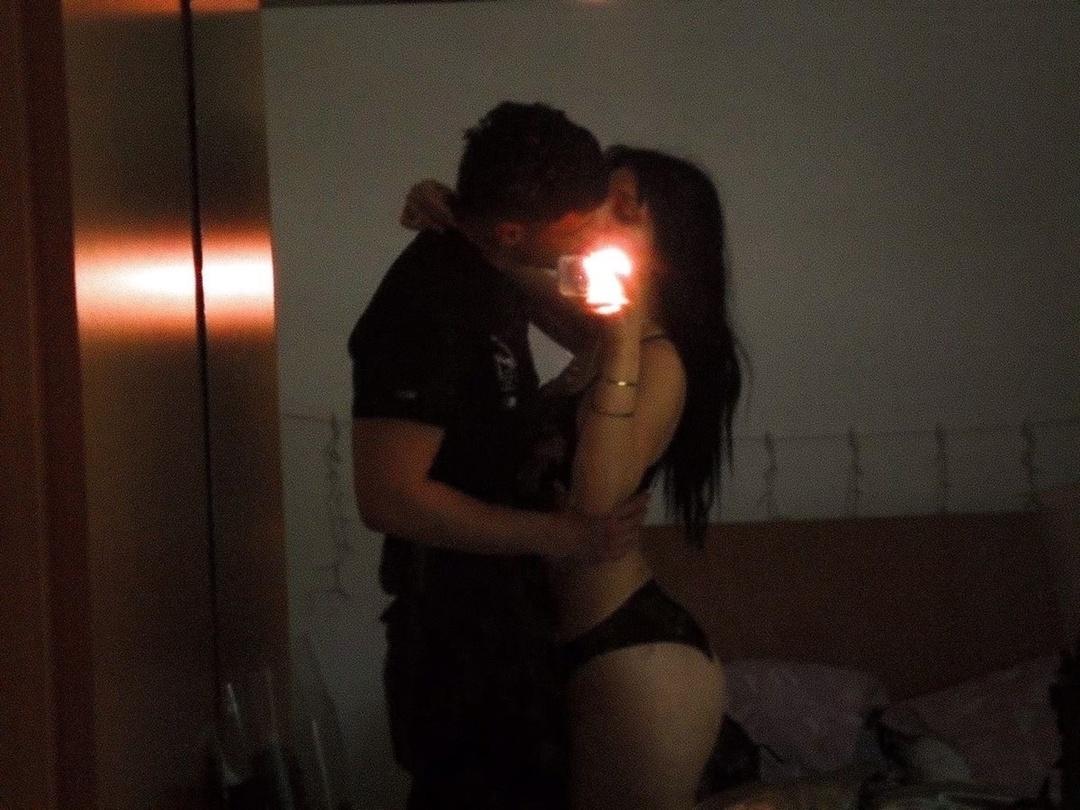 я знаю, что этот паблик читает мой парень, так вот сучка, я переспала с твоим лучшим другом тупой ты гандон, и я сделала это вчера, пока ты был на смене в своем ебаном озоне конченное ты чмо…