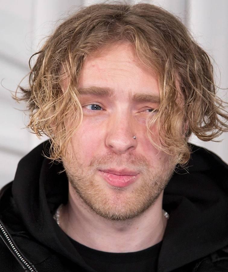 Девушка проходила кастинг на «съемки в клипе Крида», но попала на сайт эскорт-услуг в Москве