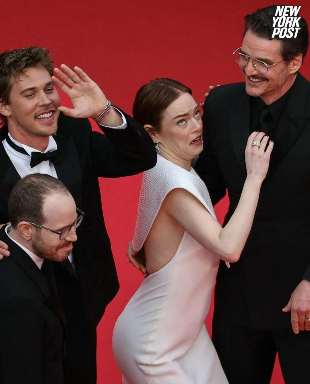 &#9889;ΗΑ ЭΜΜУ CΤΟУΗ ΗΑΠΑЛΑ ΠЧΕЛΑ ΠΡЯΜΟ ΒΟ ΒΡΕΜЯ ΚΑΗΗCΚΟΓΟ ΚИΗΟΦΕCΤИΒΑЛЯ!