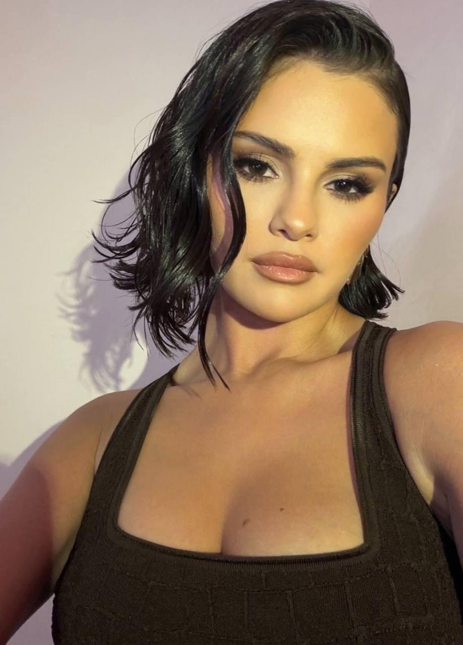 Селена снова в своей прайм эре